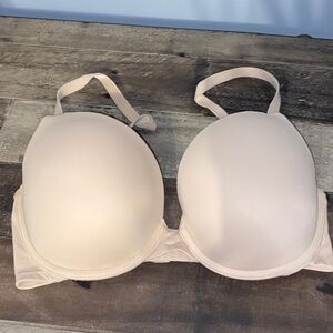 Victoria's Secret Cream Bra